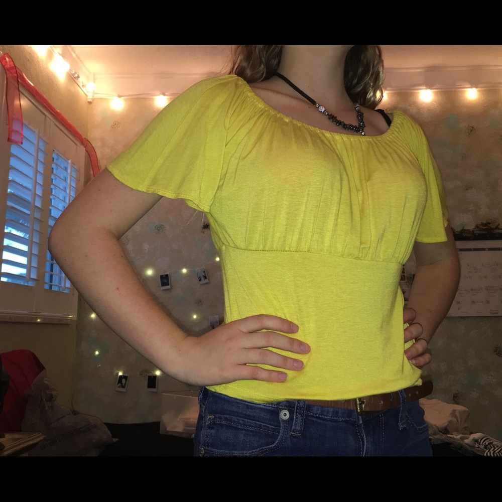 Women's yellow cute top
